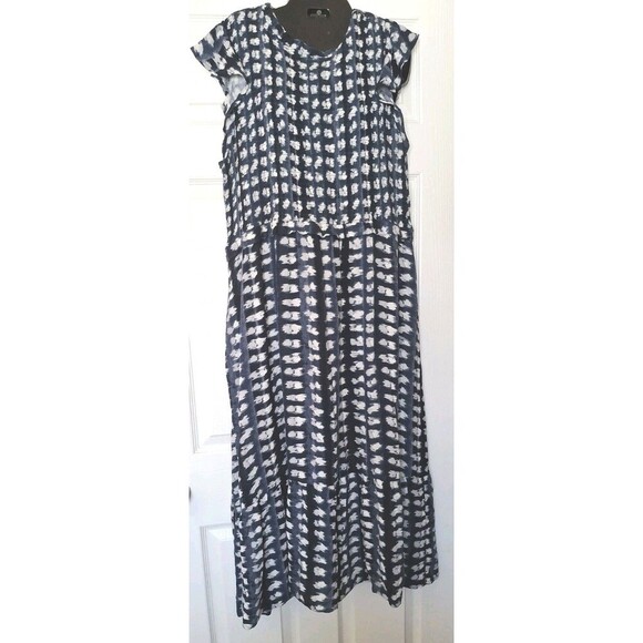 Time and Tru Dresses & Skirts - Time and Tru Tiered Maxi Dress XL 16/18 Navy Blue Smocked Cap Sleeve Cottagecore